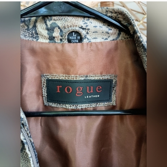 Rogue Snakeskin Pattern Leather Jacket_Large - Picture 7 of 10